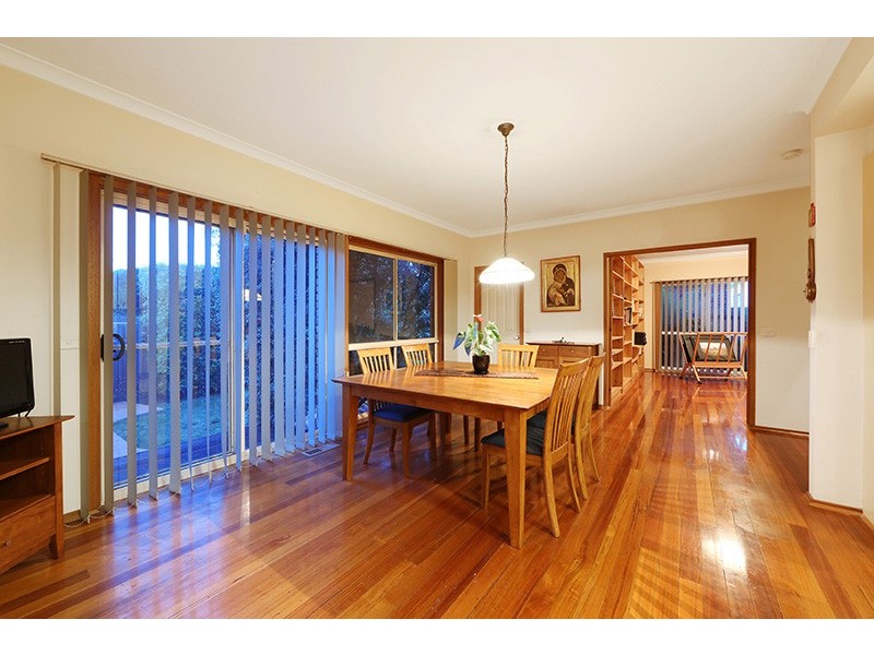 42 Fairway Drive, Rowville VIC 3178