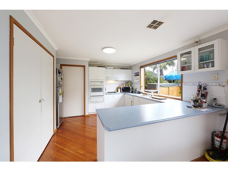 16 Hampshire Court, Rowville VIC 3178