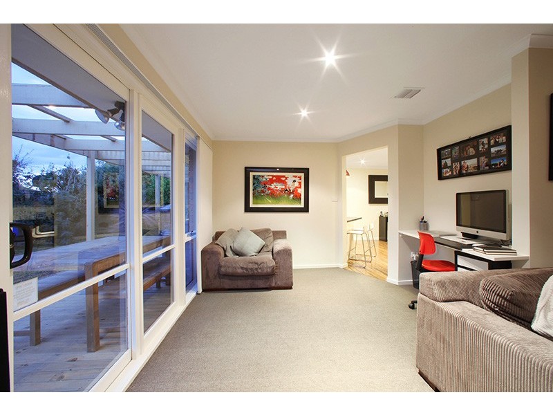 2 Saunders Close, Lysterfield VIC 3156