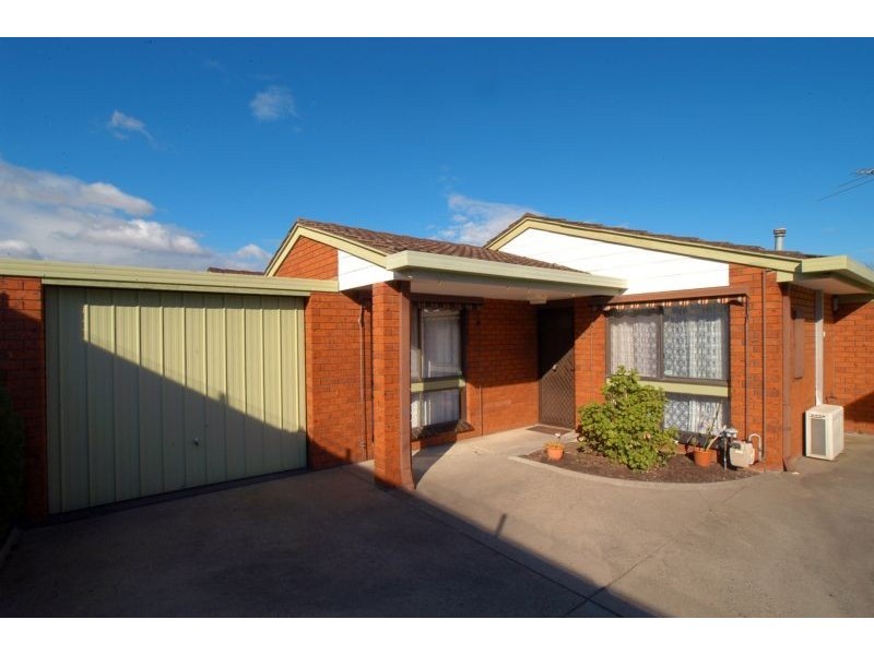 2/5 Rogers Street, Dandenong VIC 3175