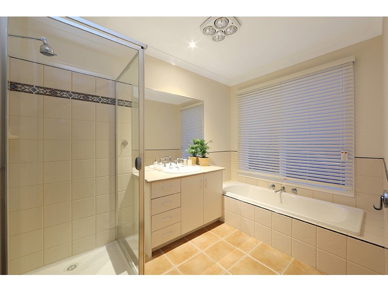 67 Fairway Drive, Rowville VIC 3178