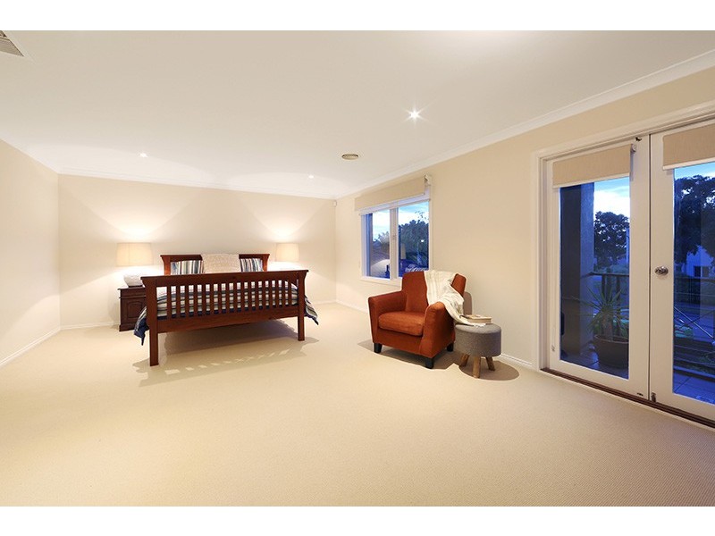 67 Fairway Drive, Rowville VIC 3178