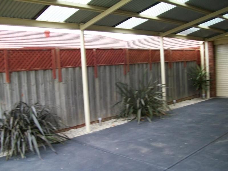 46 Miralie Way, Cranbourne West VIC 3977