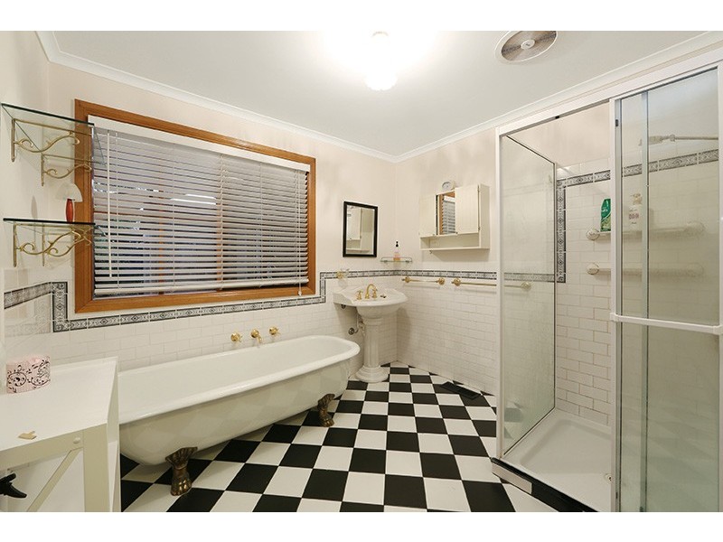 28 Colorado Crescent, Rowville VIC 3178