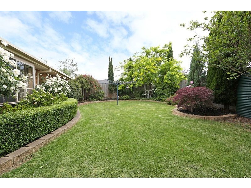 34 Taldra Drive, Ferntree Gully VIC 3156