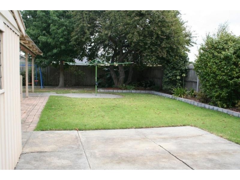 38 Denver Crescent, Rowville VIC 3178