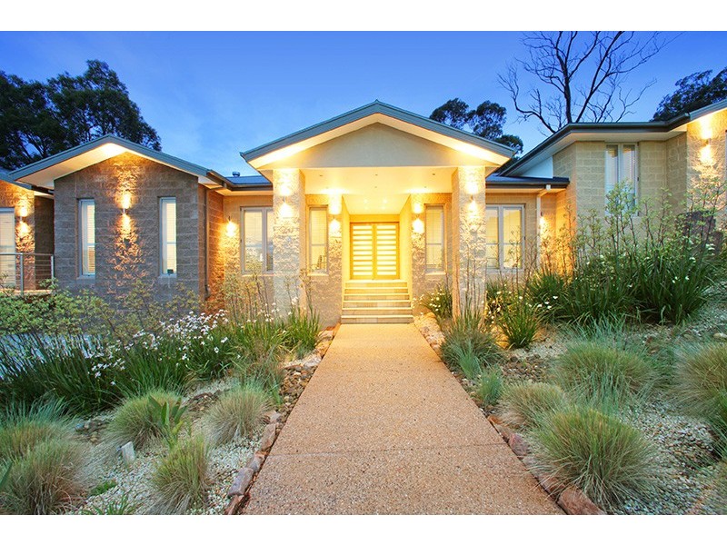 4 Hayes Court, Lysterfield VIC 3156