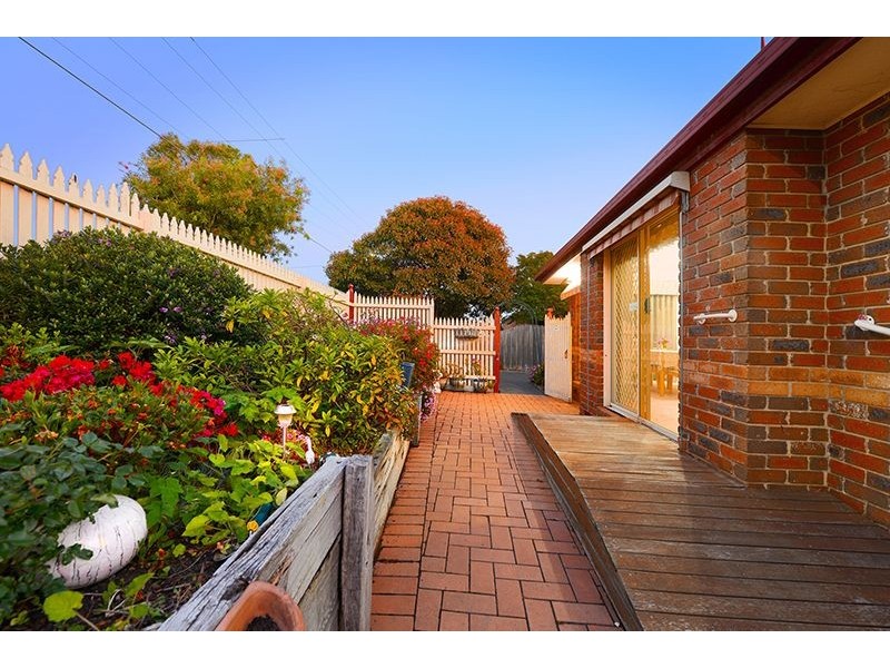 1/24 Aisbett Avenue, Wantirna South VIC 3152