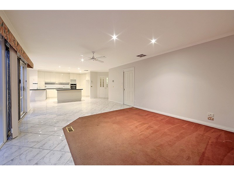 5 Greenview Close, Lysterfield South VIC 3156