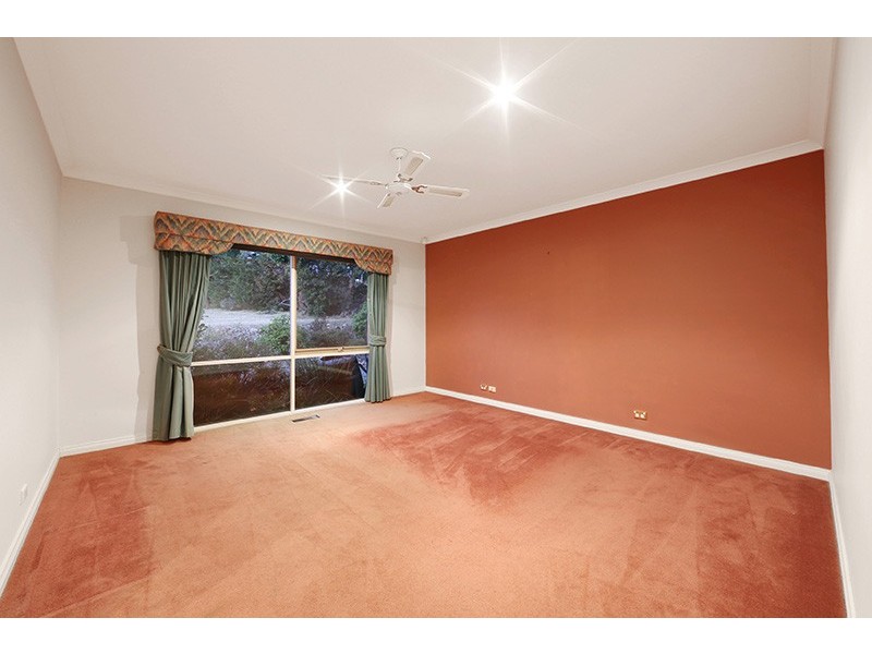 5 Greenview Close, Lysterfield South VIC 3156