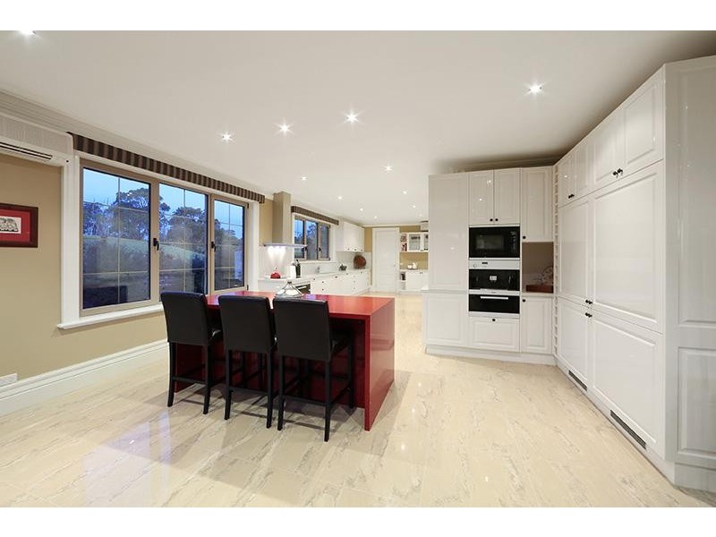 109 Grange Drive, Lysterfield VIC 3156