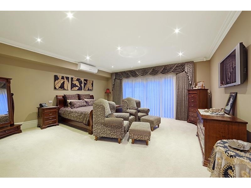 109 Grange Drive, Lysterfield VIC 3156