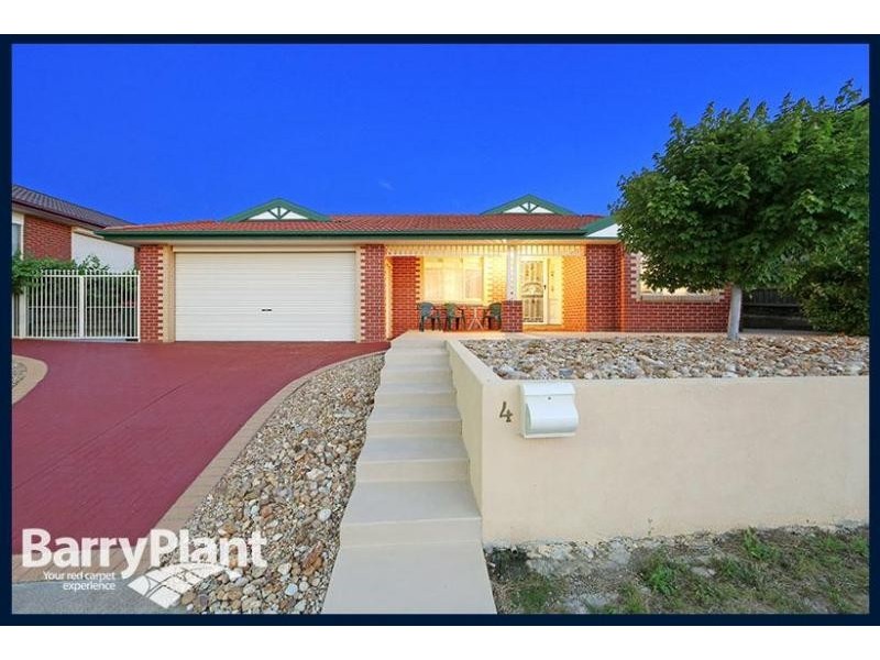 4 Maddy Court, Rowville VIC 3178