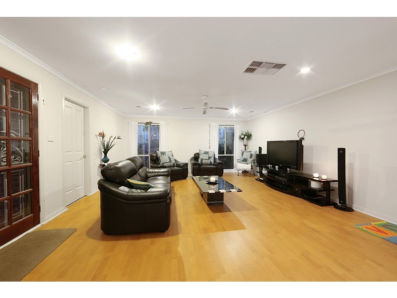 4 Maddy Court, Rowville VIC 3178