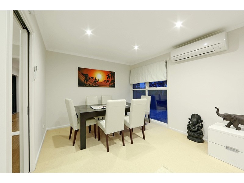 11 Lakeview Avenue, Rowville VIC 3178