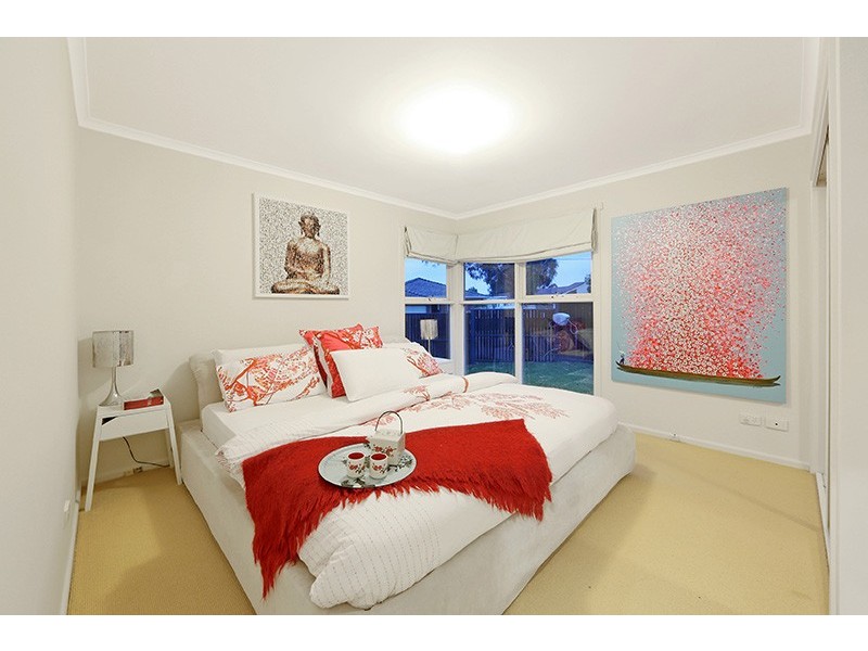 11 Lakeview Avenue, Rowville VIC 3178