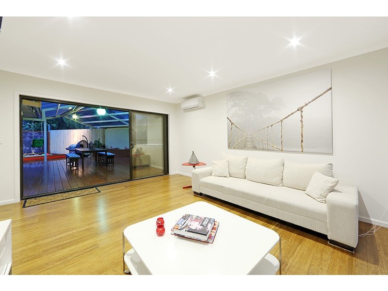 11 Lakeview Avenue, Rowville VIC 3178