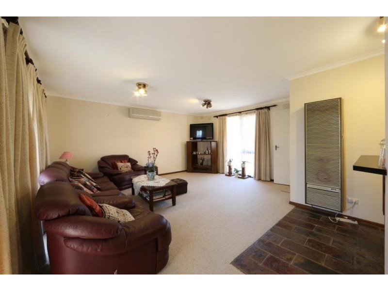 7 Loddon Close, Rowville VIC 3178