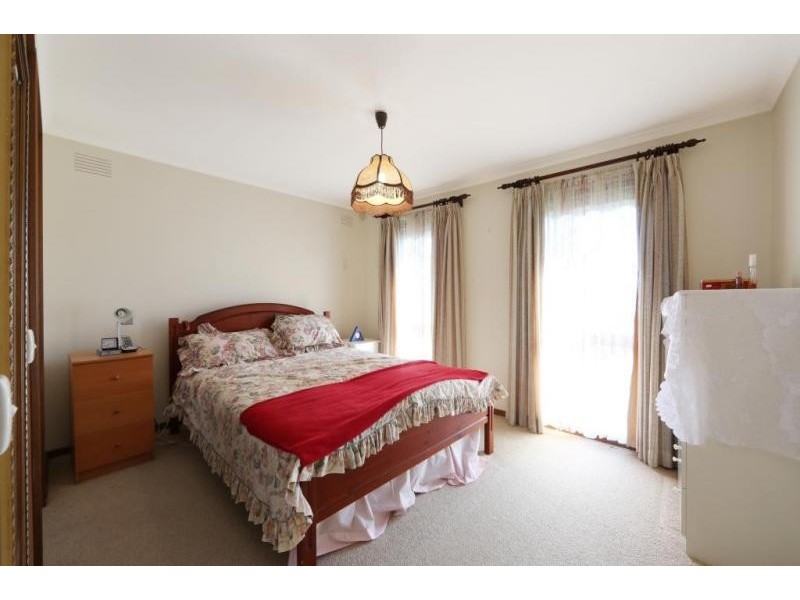 7 Loddon Close, Rowville VIC 3178