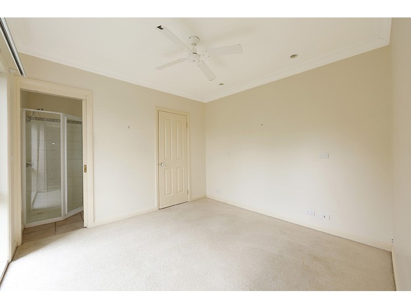 1/16 Station Street, Ferntree Gully VIC 3156