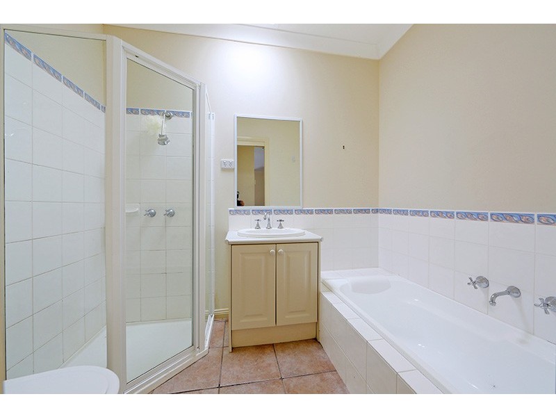 1/16 Station Street, Ferntree Gully VIC 3156