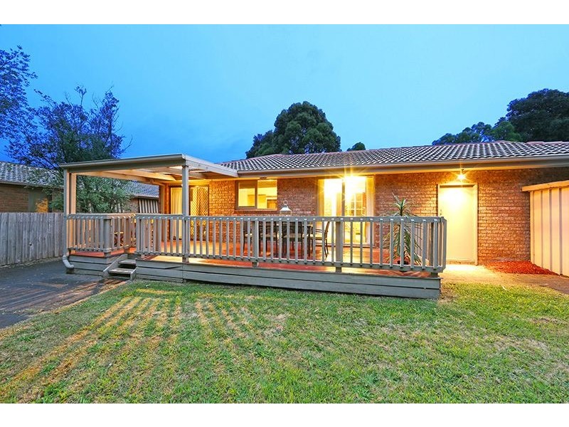14 Shady Grove, Rowville VIC 3178