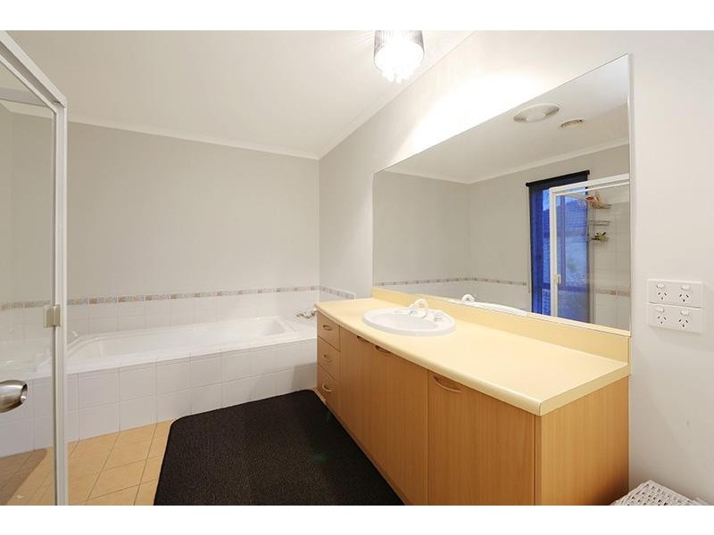 5 Redwood Court, Lysterfield VIC 3156