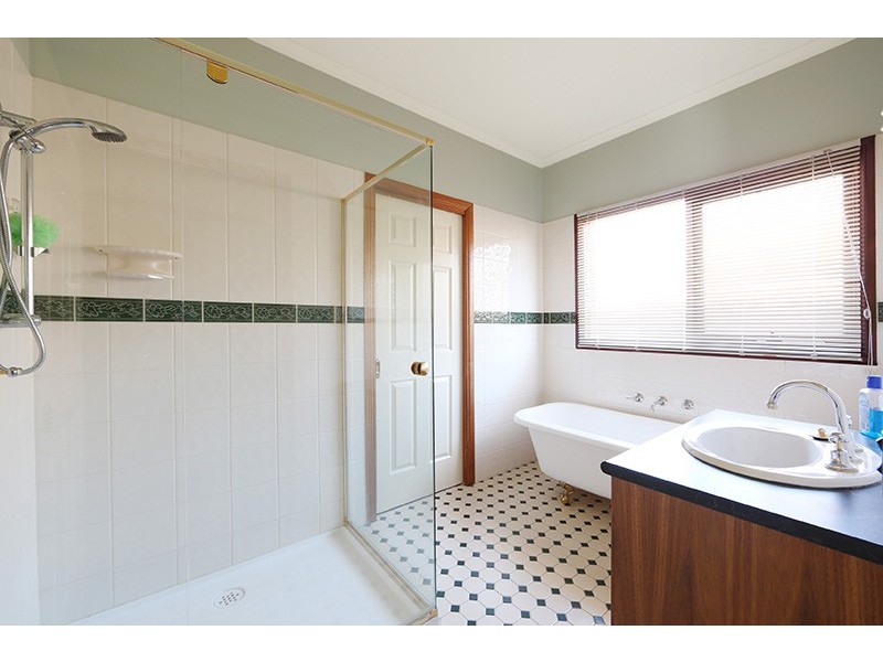 6 Emperor Place, Rowville VIC 3178