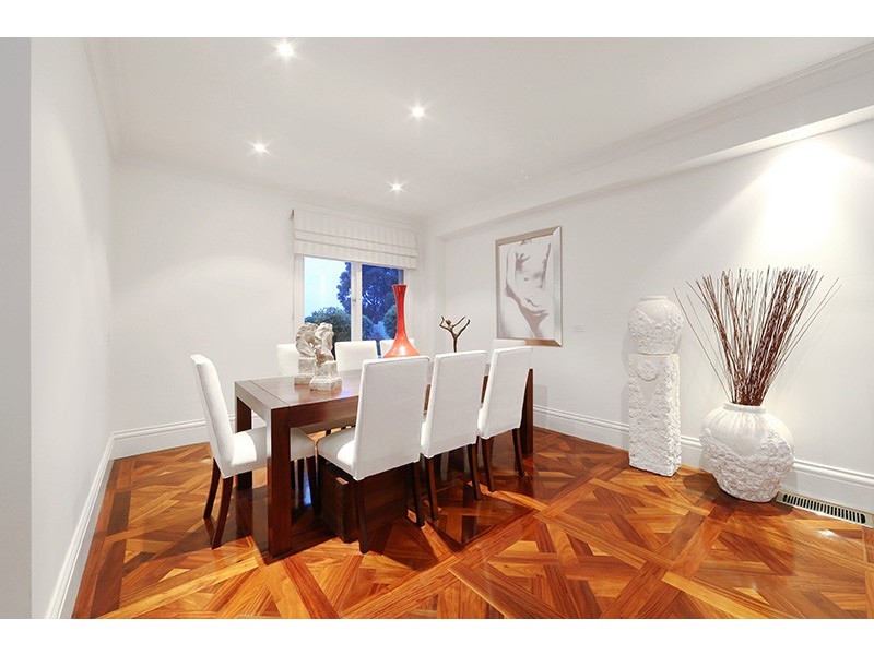 8 Harry Nance Close, Lysterfield VIC 3156