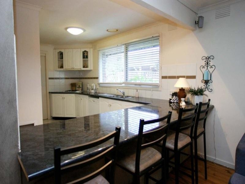 5 Huron Close, Rowville VIC 3178