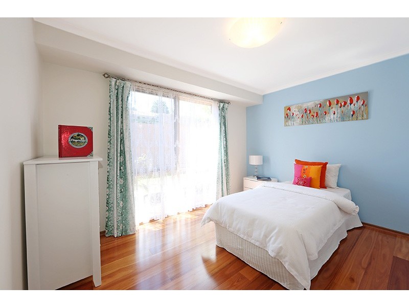 11 Vista Crescent, Rowville VIC 3178