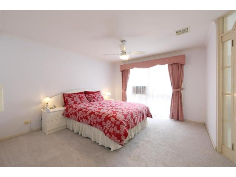 9 Pennycross Court, Rowville VIC 3178