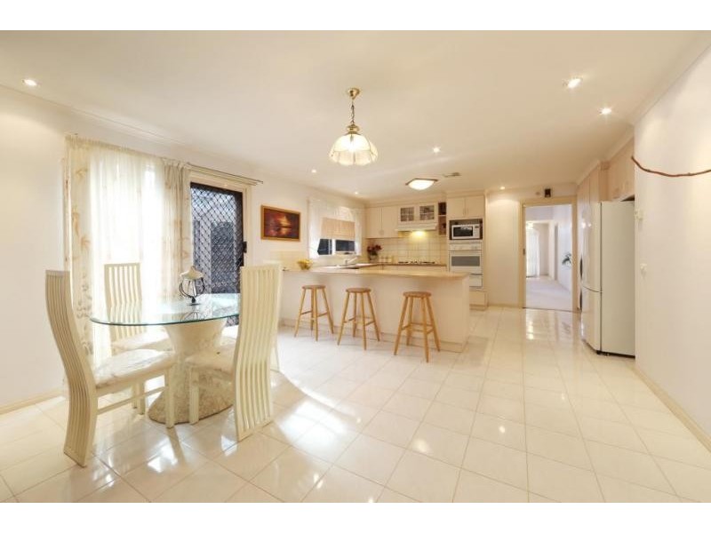 9 Pennycross Court, Rowville VIC 3178