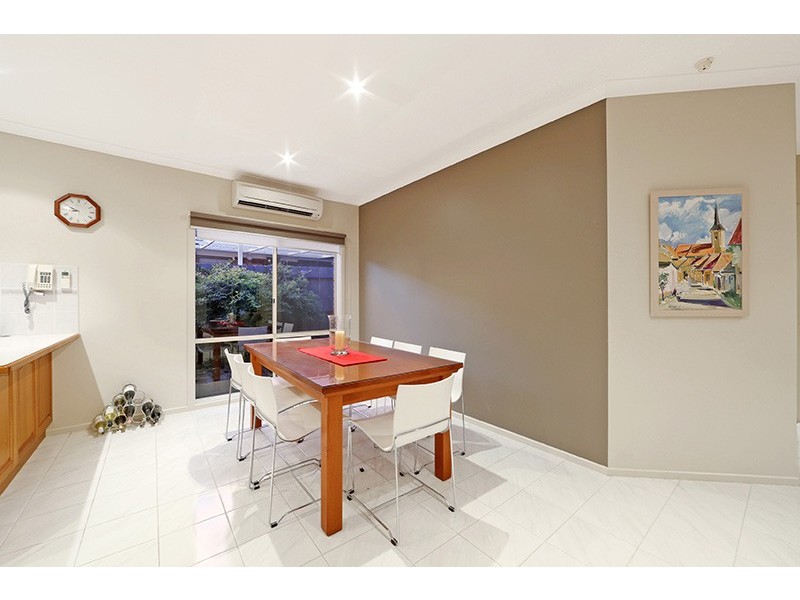 3 Yvette Drive, Rowville VIC 3178