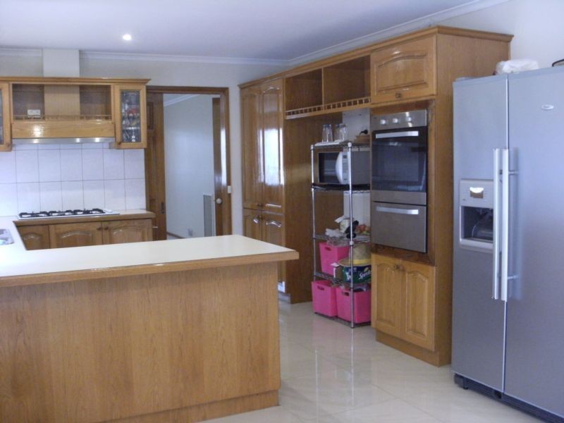 15 Tali Karng Close, Rowville VIC 3178