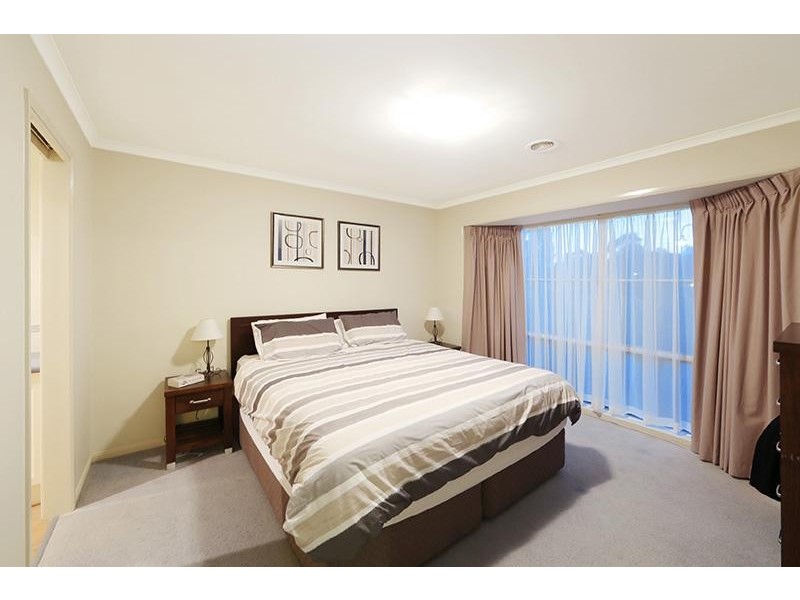 13 Wallingford Place, Rowville VIC 3178