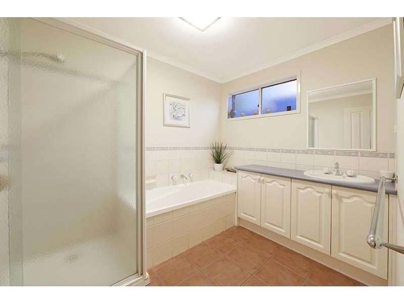 13 Wallingford Place, Rowville VIC 3178