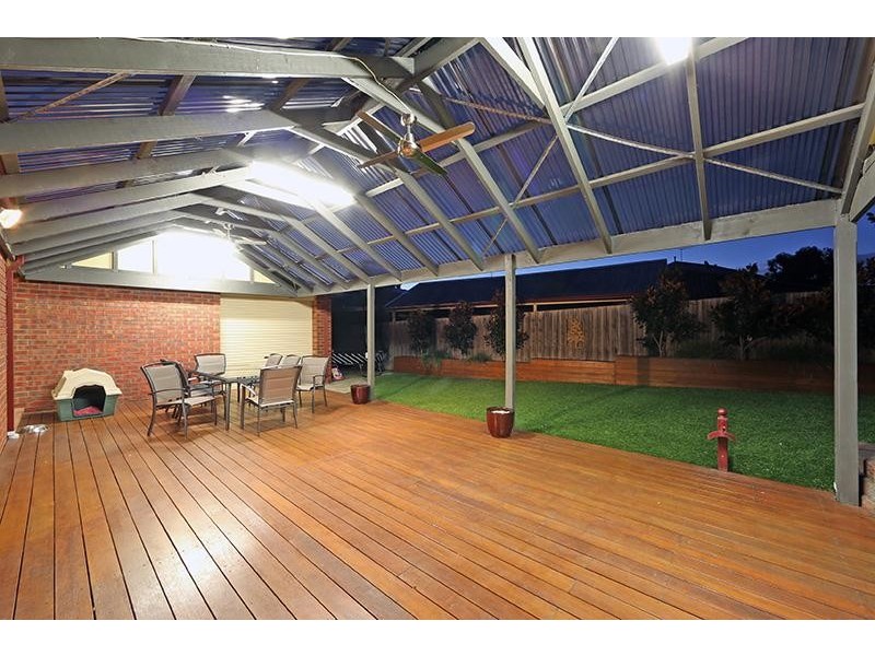 13 Wallingford Place, Rowville VIC 3178