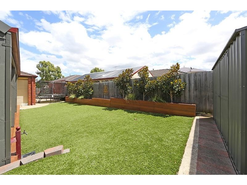 13 Wallingford Place, Rowville VIC 3178