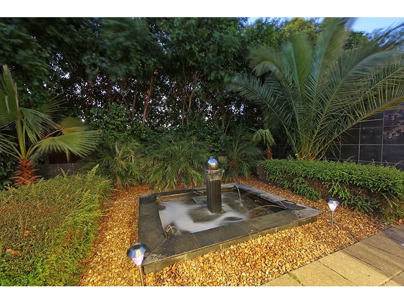 30 Helmsley Avenue, Lysterfield VIC 3156