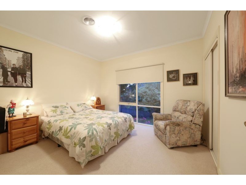 16 Kellbourne Drive, Rowville VIC 3178