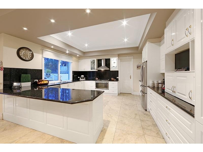 5 Amley Rise, Lysterfield VIC 3156