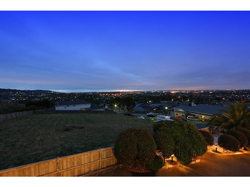 5 Amley Rise, Lysterfield VIC 3156