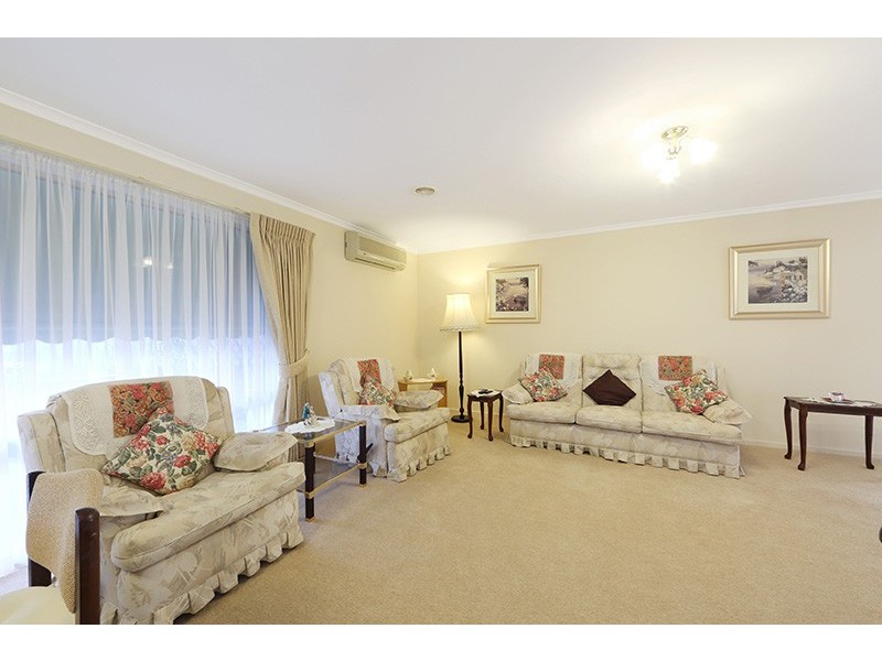 4 Rosebank Court, Rowville VIC 3178