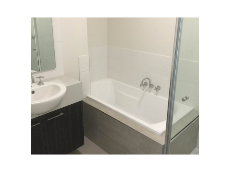 15 Avebury Place, Officer VIC 3809