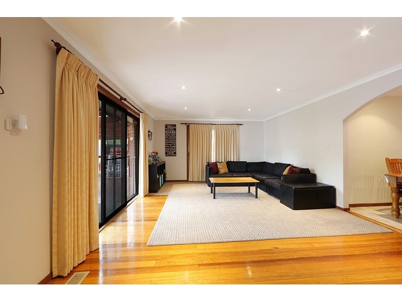 81 Balladonia Road, Rowville VIC 3178