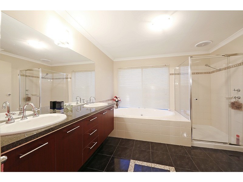 104 Victoria Knox Avenue, Rowville VIC 3178