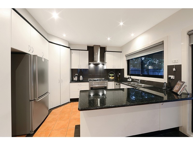 2 Andrew Court, Rowville VIC 3178