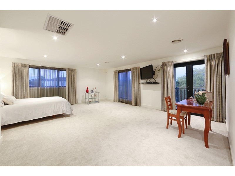 2 Andrew Court, Rowville VIC 3178