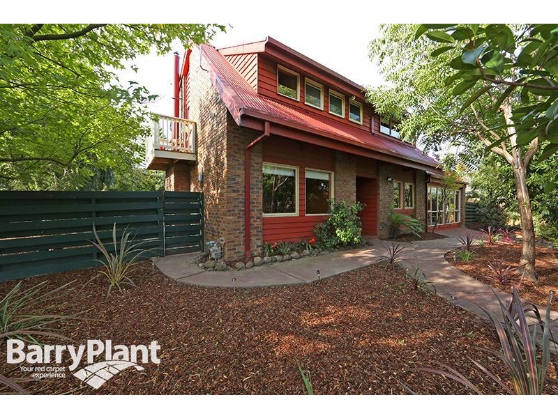 32 Crestdale Road, Wantirna VIC 3152